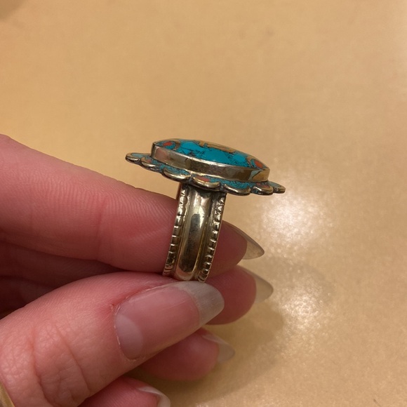 Vintage Silver Turquoise Ring - Picture 3 of 6